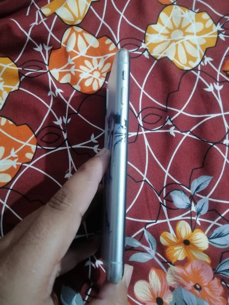 Apple iPhone X 2