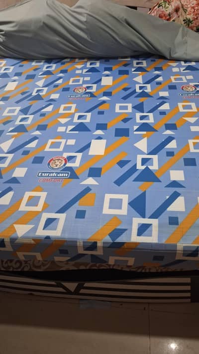 Full size mattresses of Daurafoam for double bed