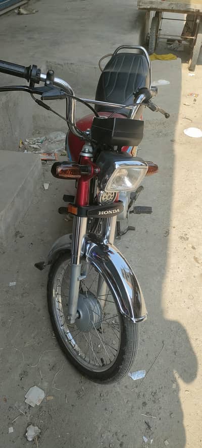 new bike open later number ni laga new bike ha koi masla ni ha