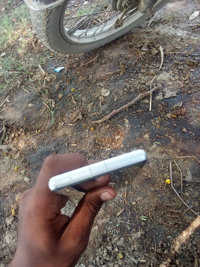 Google Pixel 7a 3
