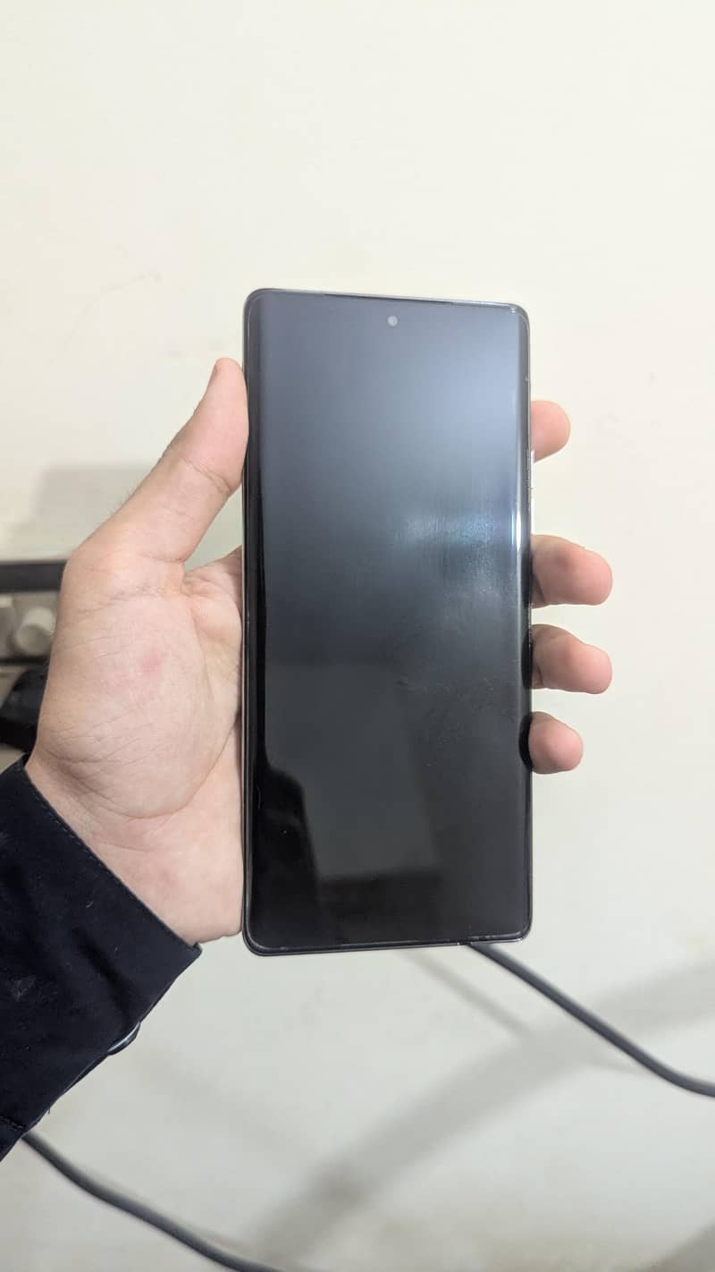 Tecno CAMON 40 Pro 8