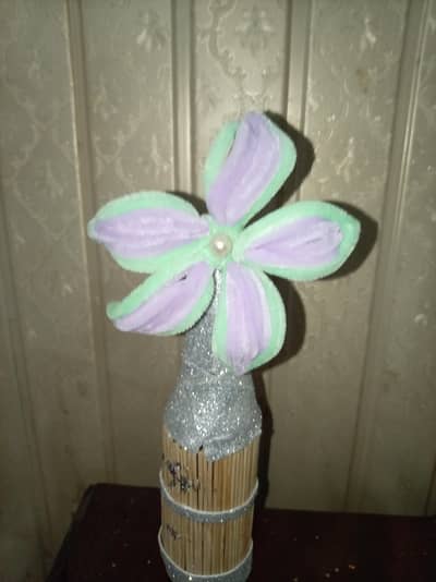 Handmade pipe cleaner flower|Custom home decor
