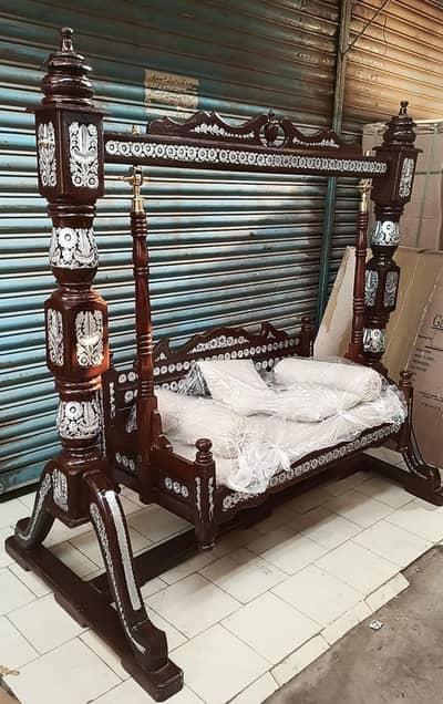 sheesham jhola available 2 seater and 3 seater available wooden swing