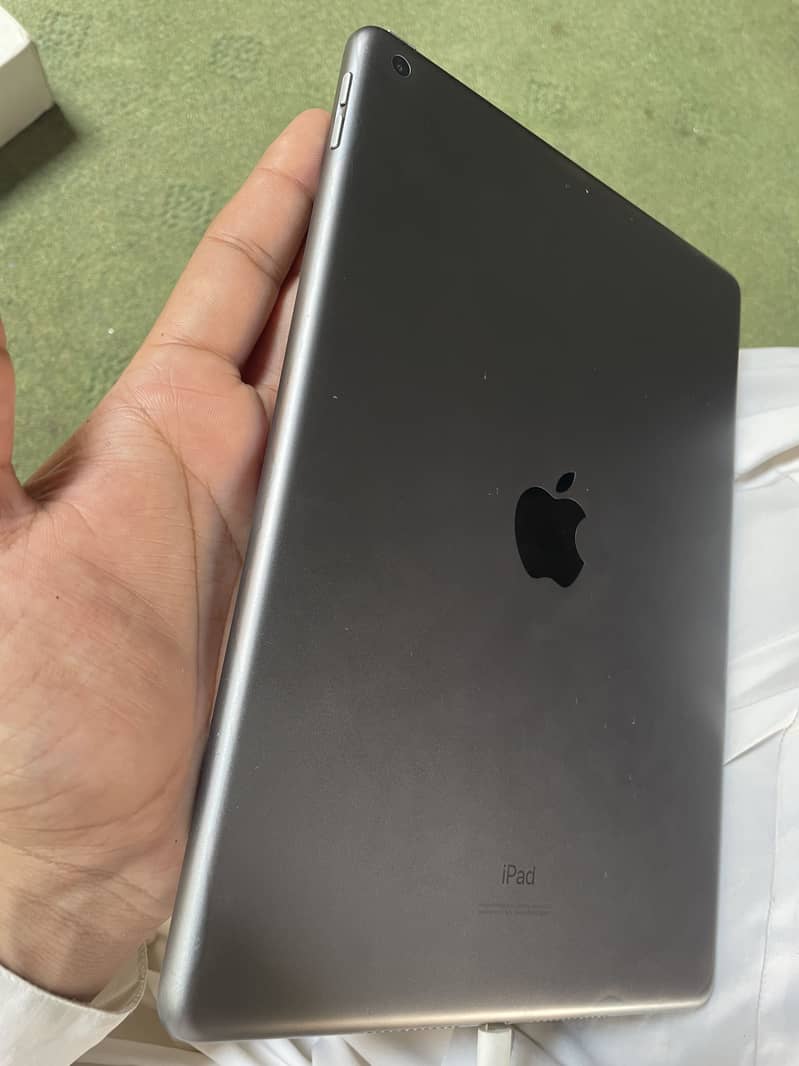 Ipad 8th generation 1