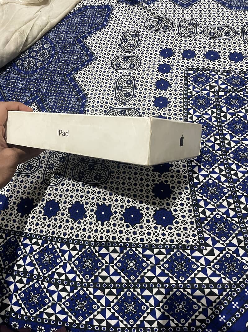 Ipad 8th generation 7