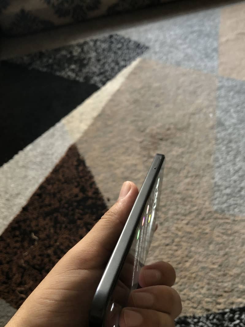 Tecno Spark 40 Pro 4