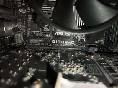 Asus gaming mobo available in new condition