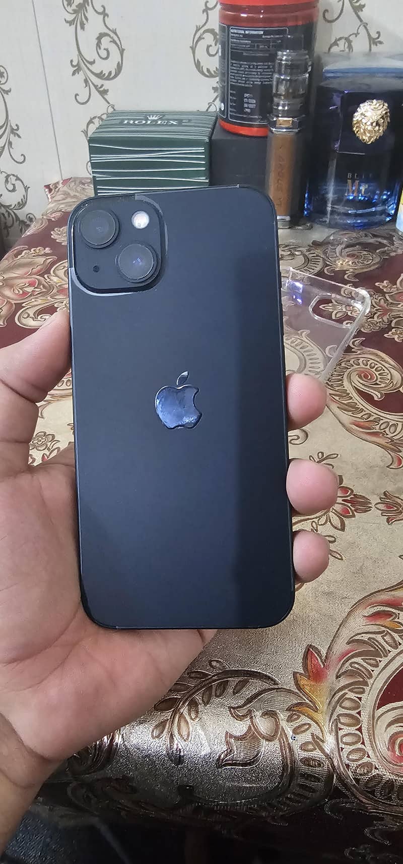 Apple iPhone 13 1