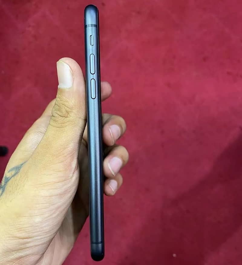 Apple iPhone 11 1
