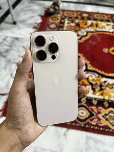 Apple iPhone 16 Pro