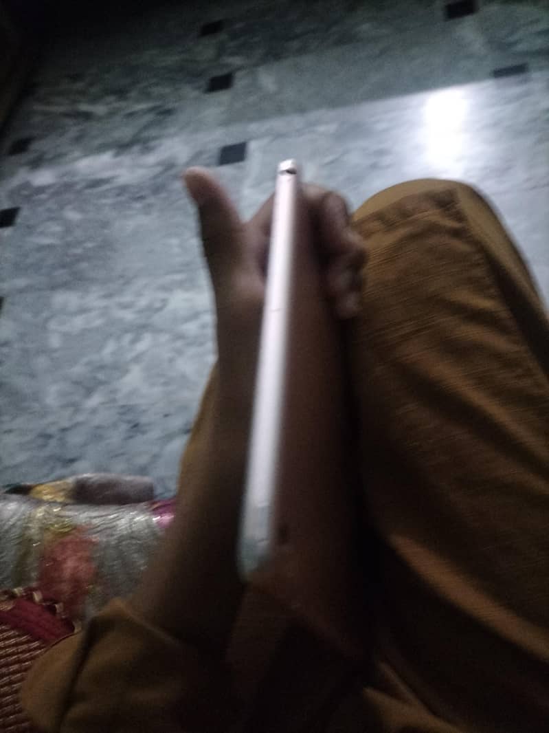 ipad 6 generation 4