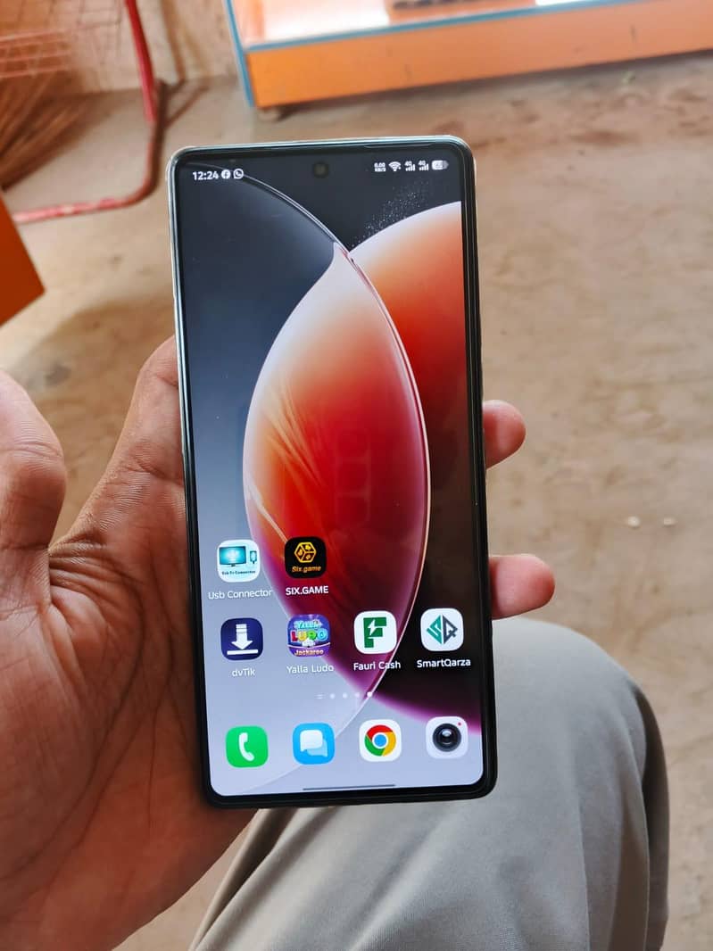 Tecno CAMON 30 1