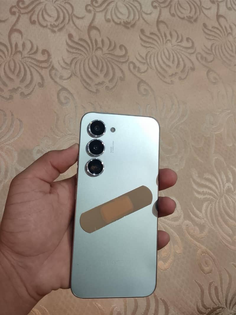 Tecno spark 40 pro 3
