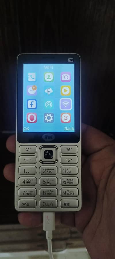 itel 4G WiFi Hotspot Feature Phone