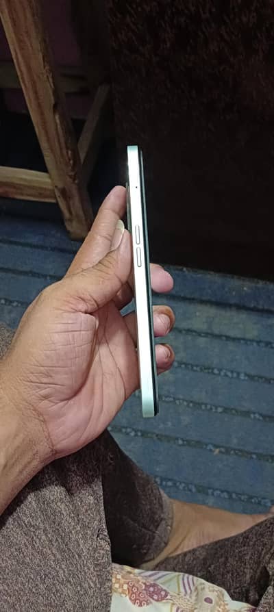 realme  4gb 128gb set and box my no. 0313326=721
