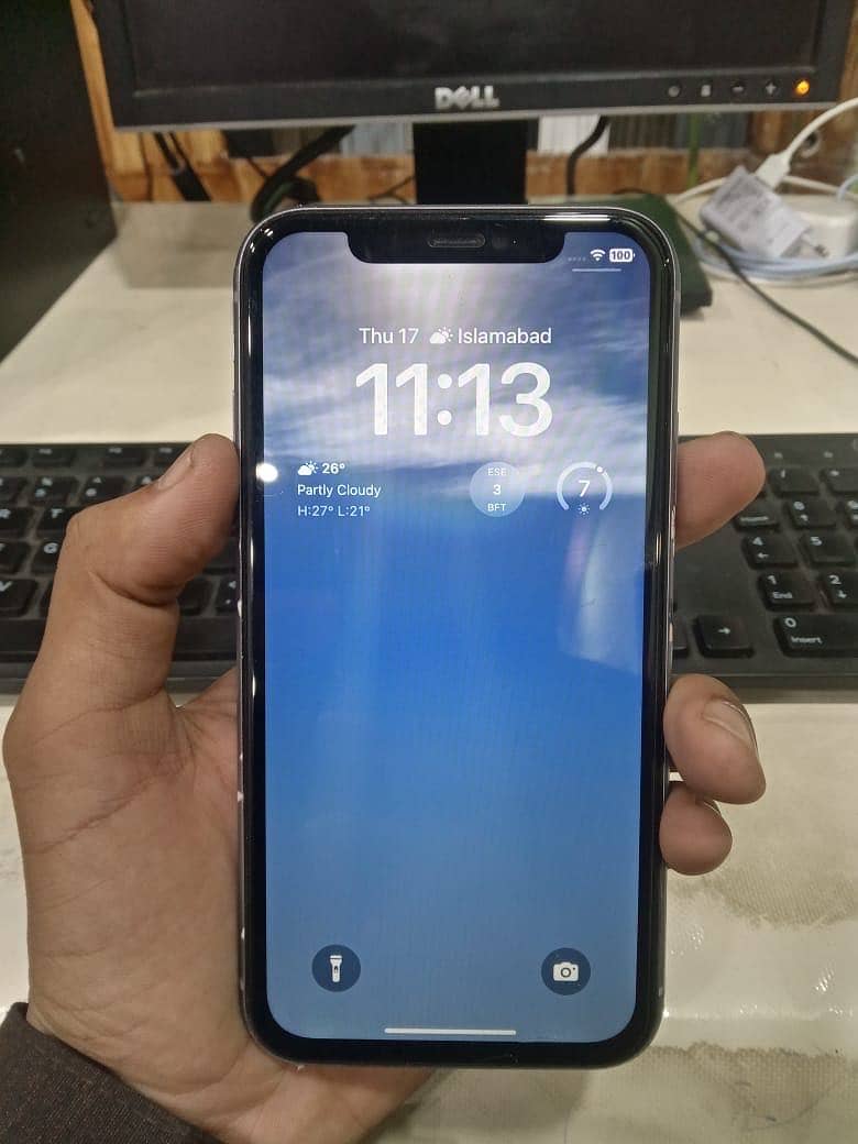 Apple iPhone 11 3