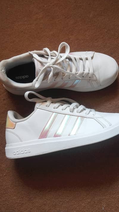 Sell adidas size 39