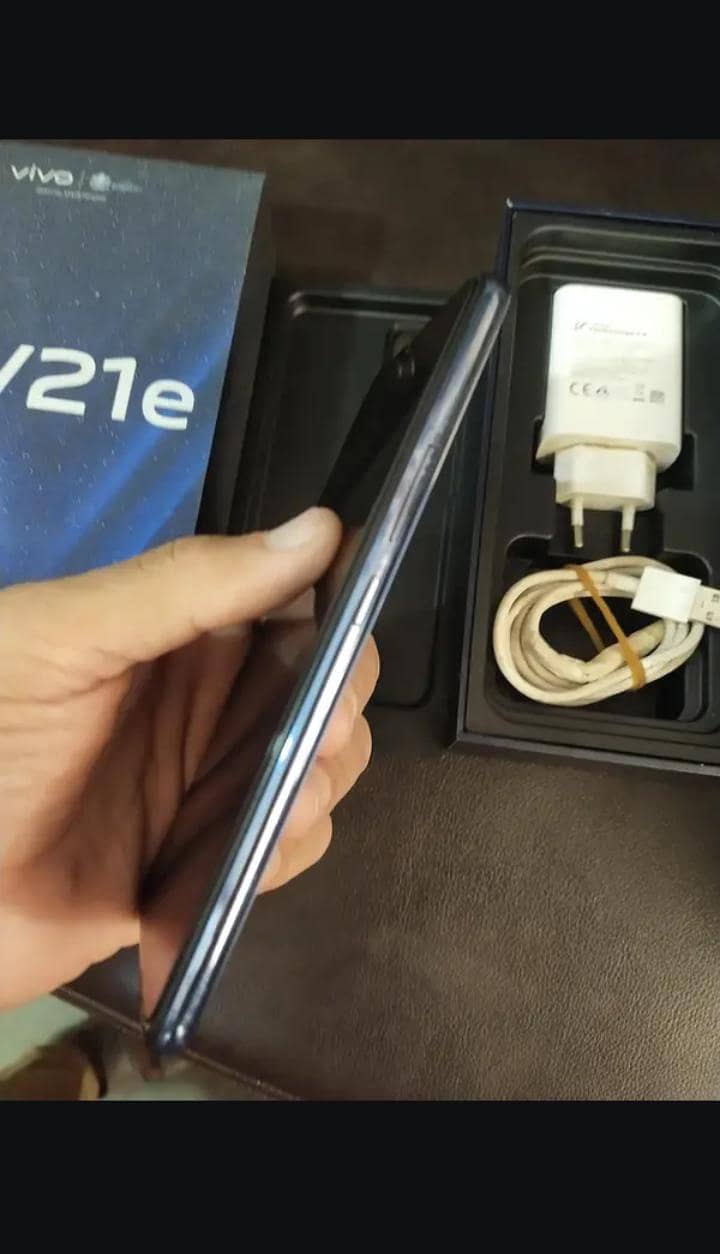 Vivo V21e 3