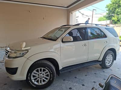 Toyota Fortuner 2013 | 1 Owner | Total Original | 108,000 KM
