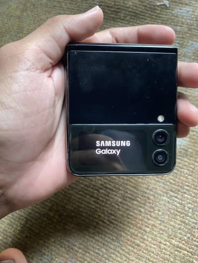 Samsung Mobile Z Flip 3 Exchange Possible