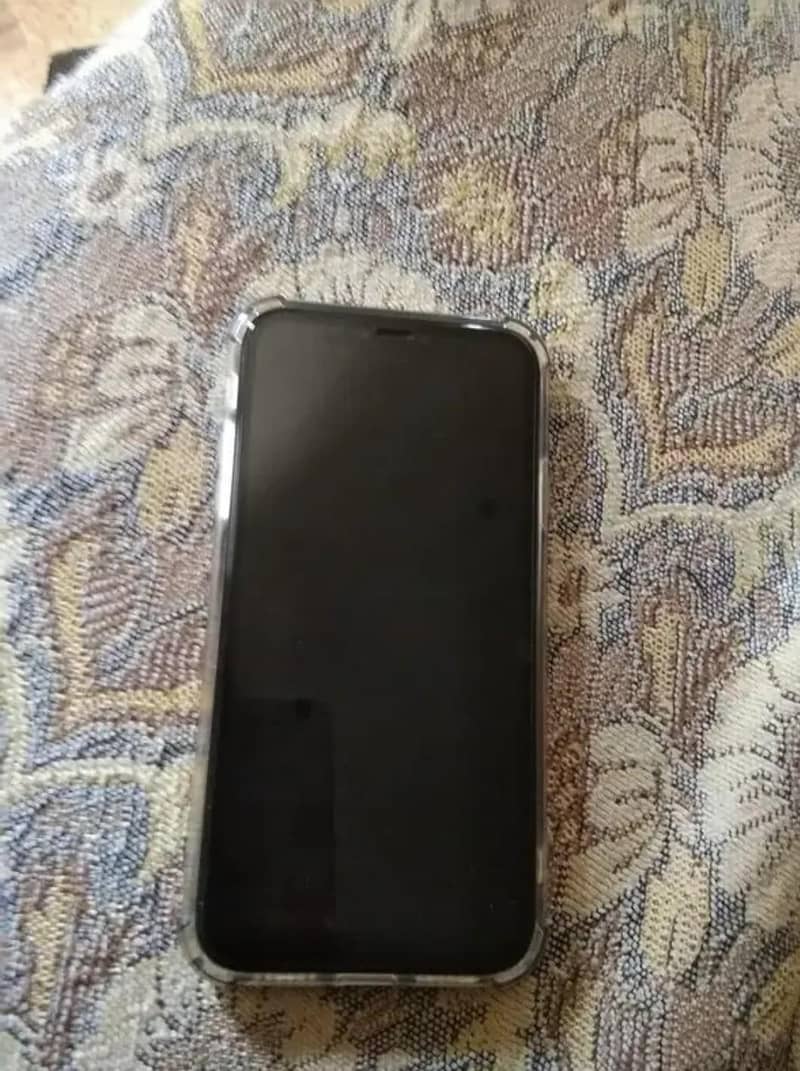 Apple iPhone 11 1