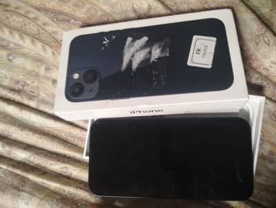 Apple iPhone 13