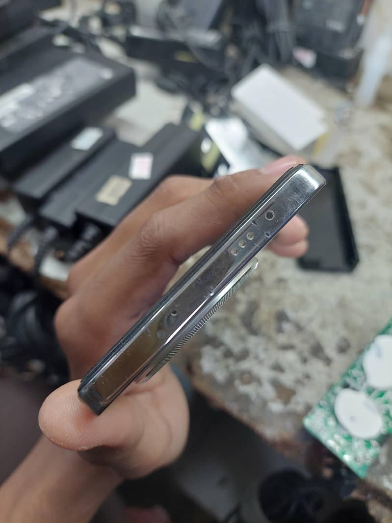 Tecno CAMON 30 5