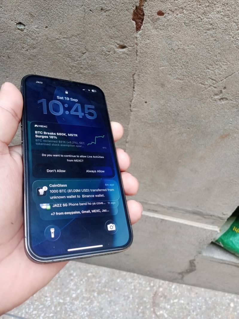 Apple iPhone 13 Pro 1