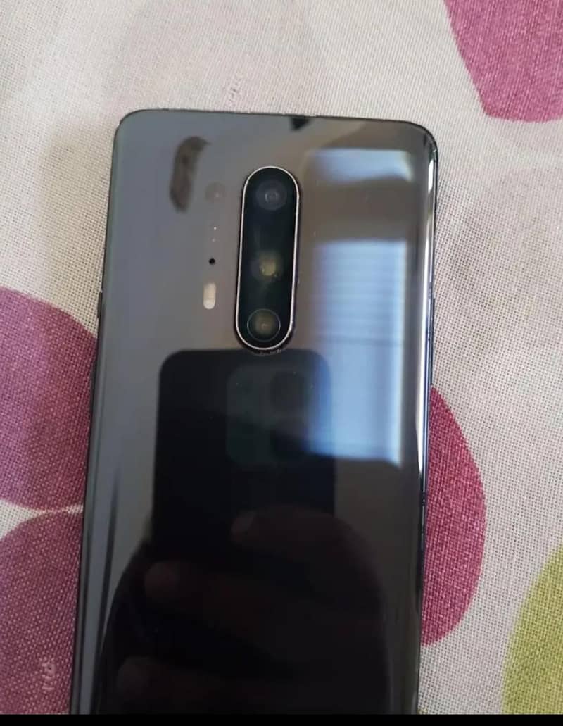 One Plus 8 Pro 0