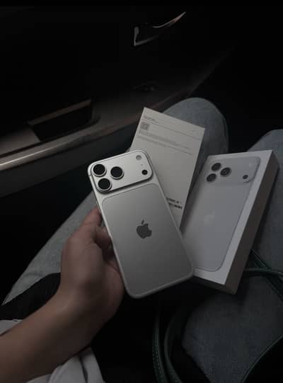Apple iPhone 17 Pro Max | 100% BH | Physical & eSim
