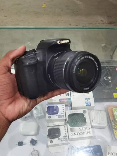 Canon 650D DSLR + 18-55mm Lens /Complete Setup for salle/