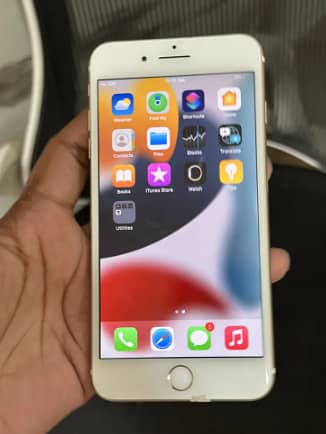 Apple iPhone 7 Plus 1