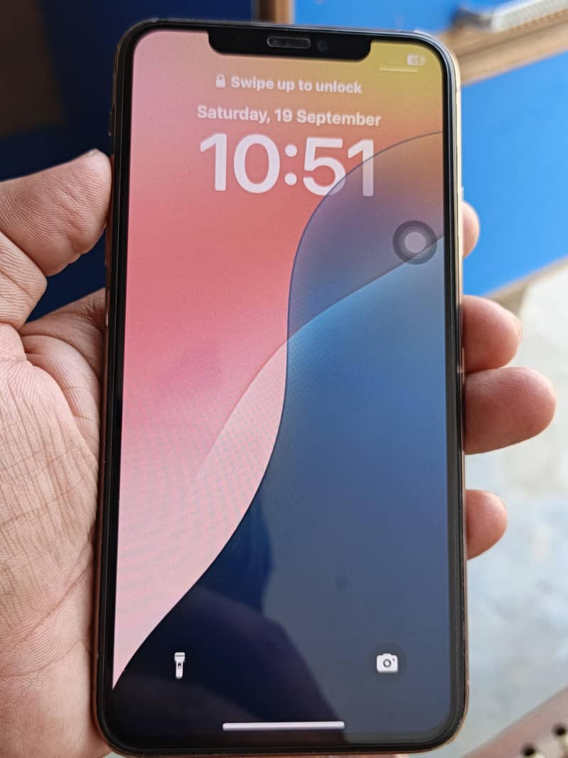 Apple iPhone 11 Pro Max 3