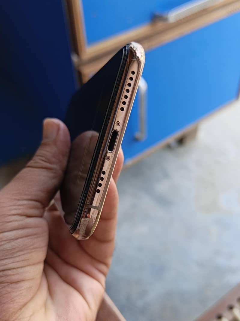 Apple iPhone 11 Pro Max 5