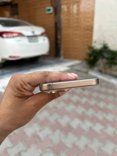 Apple iPhone 16 Pro Max