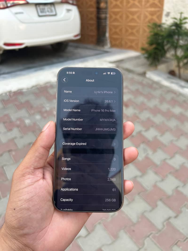 Apple iPhone 16 Pro Max 8