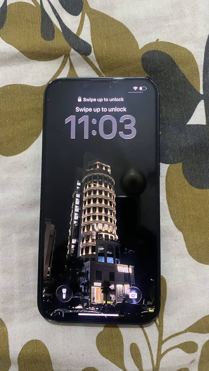Apple iPhone 14 4
