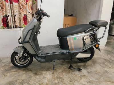 OKLA Oynx, Electric Scooter, Electric Bike,