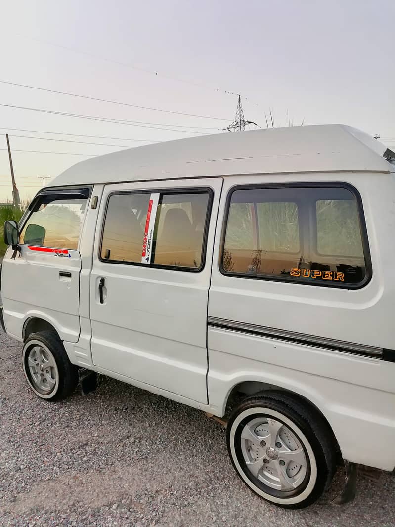 Suzuki Bolan 2012 4