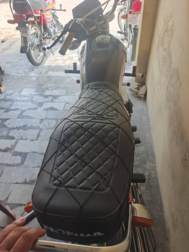 2022 model 125. . . 7