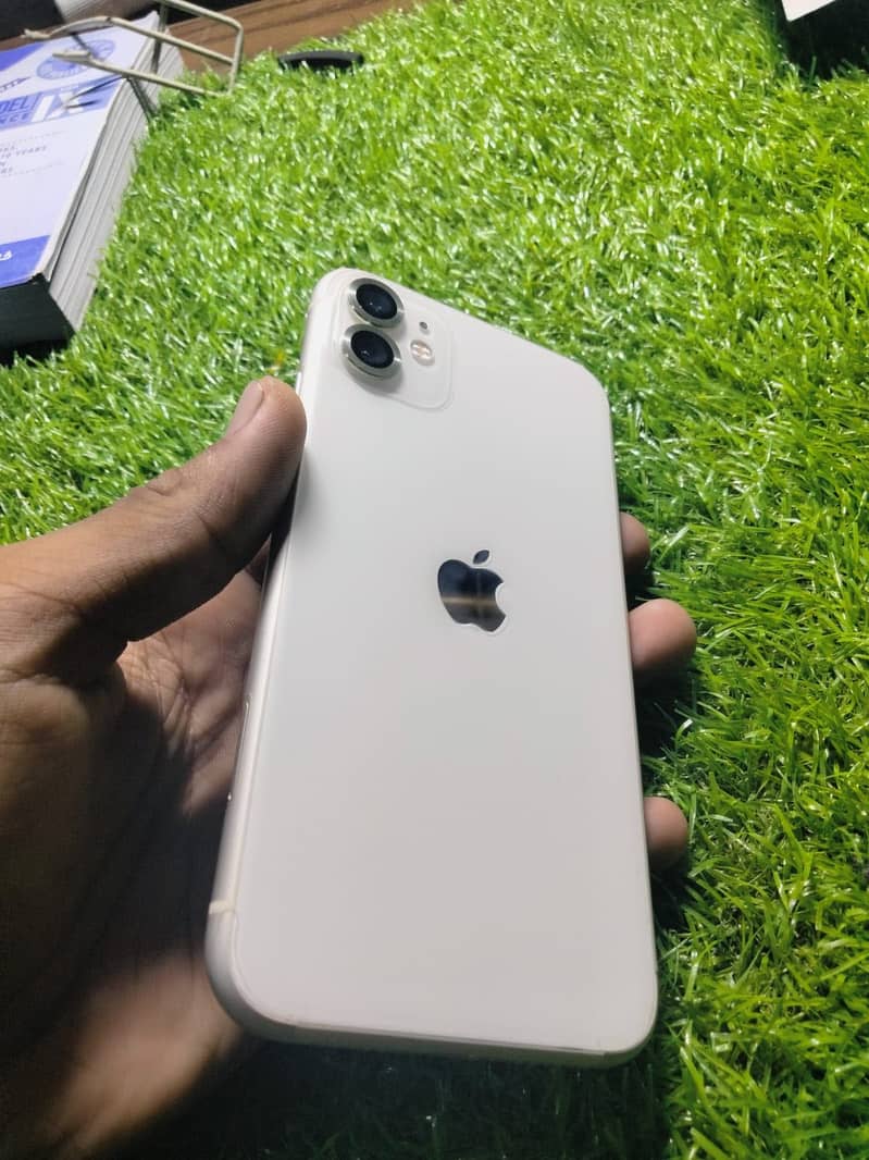 Apple iPhone 11 2