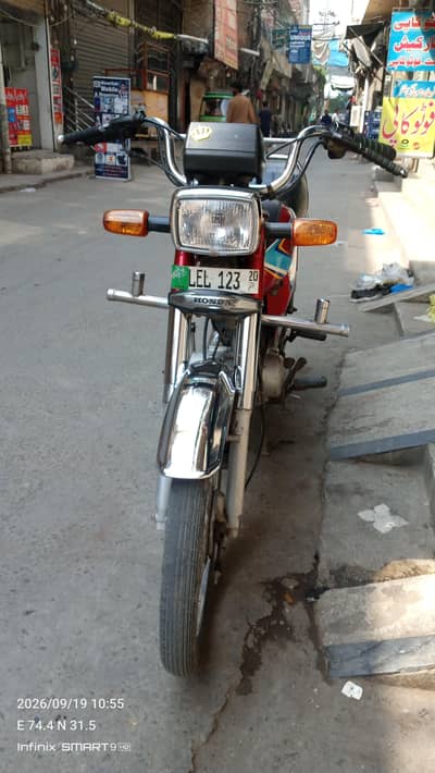 Honda cD 70 bike 19 ka model 20 ka number laga hua bhot achi candition