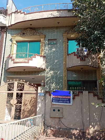 G11/1 Double story House For Sale size 25+60 Marble floor 70 feet Road