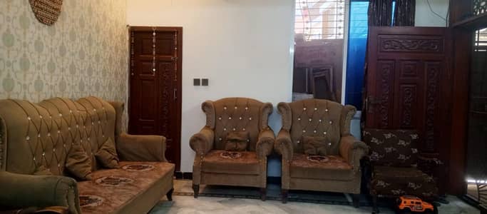 5 seater used sofa