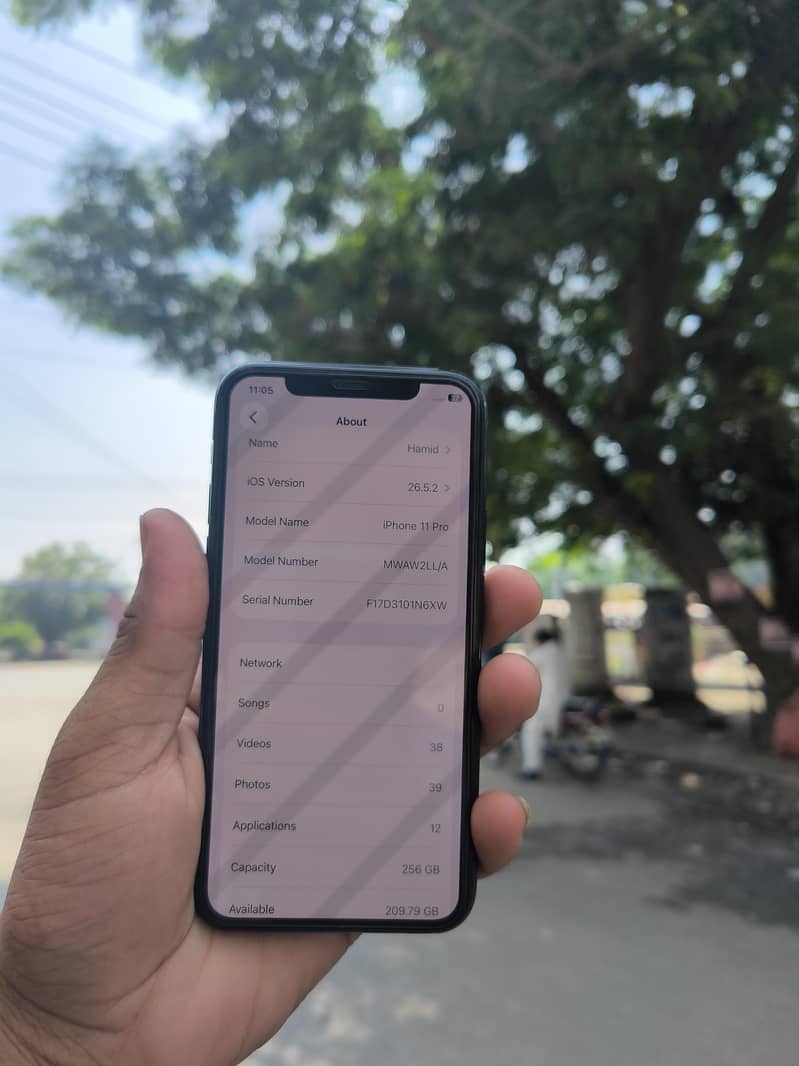 Apple iPhone 11 Pro 2