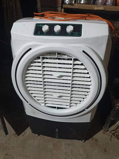 New Asia Cooler and Solar Plate