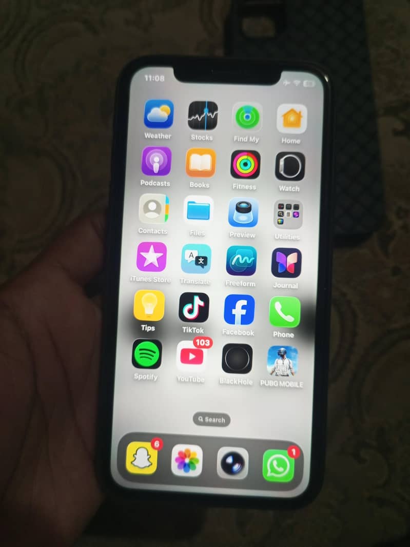 Apple iPhone 11 8