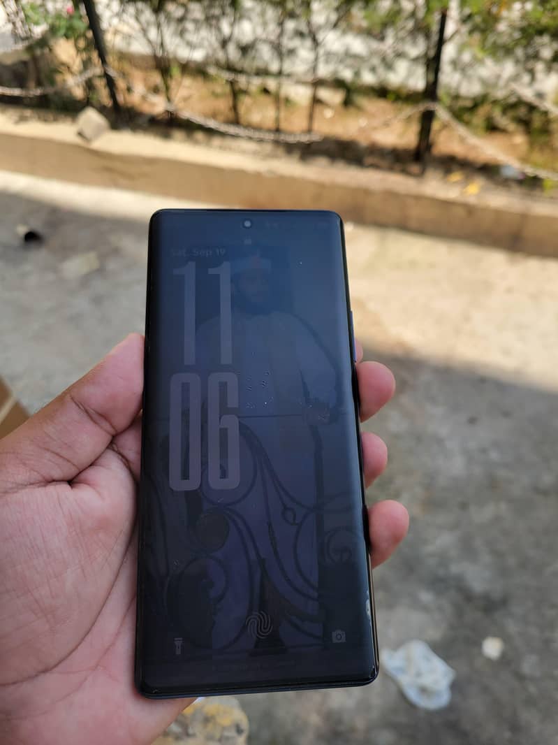 Infinix Note 40 Pro 7