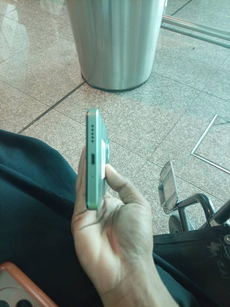 Xiaomi POCO C75 3
