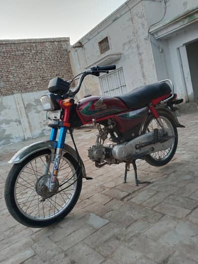 Honda CD 70 for sale genuine condition
